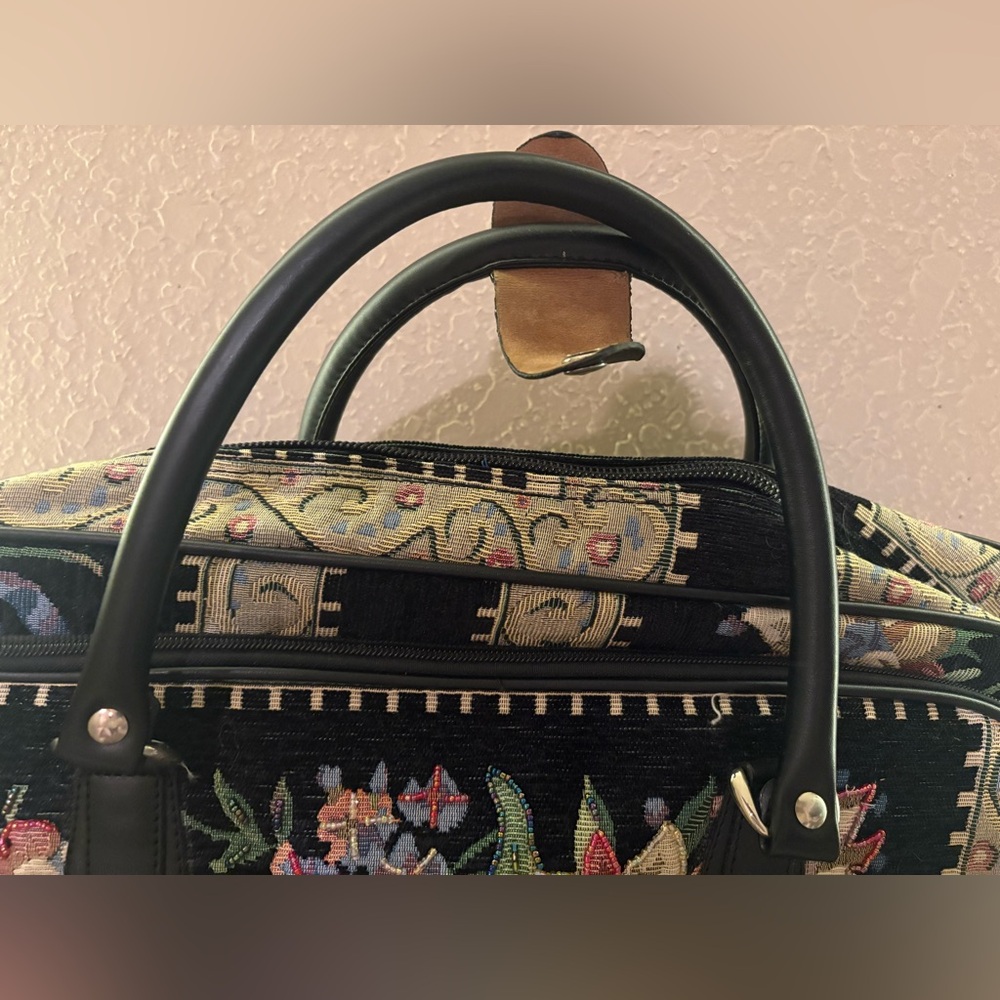 Vintage Beaded Floral Wheely Suitcase - Picture 7 of 15